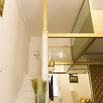 Ava's Champagne Center-andrash Street King Street *